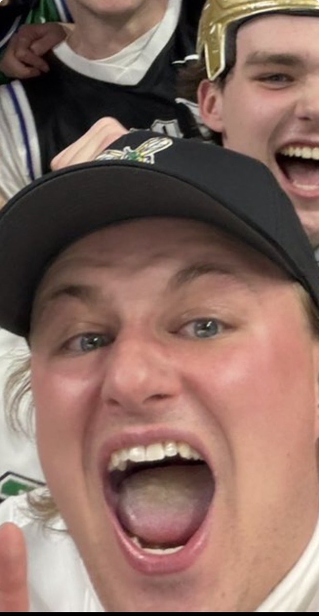 SECTION 222 BARSTOOL tweet media