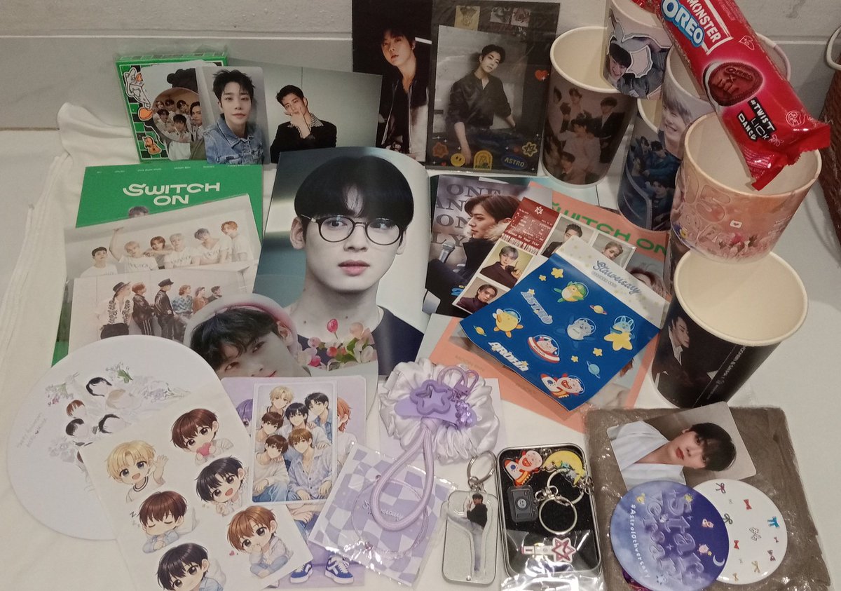 inidinu's tweet photo. ✧˖*°࿐ many things happen beyond our control, but we are still here, still loving @offclASTRO and being aroha 🥹

Celebration ASTRO 10th Anniversary—♡ ׂ  .
Thank you to panitia @STARVERSARY_ID and AROHA 💜 https://t.co/K4OCZRYF5M