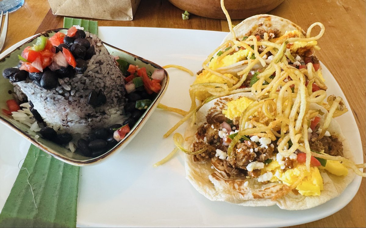 dowdypfootdoc's tweet photo. Corto Lima in @VisitLEX!!😋😋@saksuds @PinkTeeCat https://t.co/EI6Jhtq3RQ