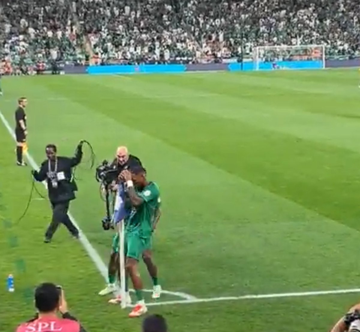 منار شاهين ( الشاهينو ) tweet media