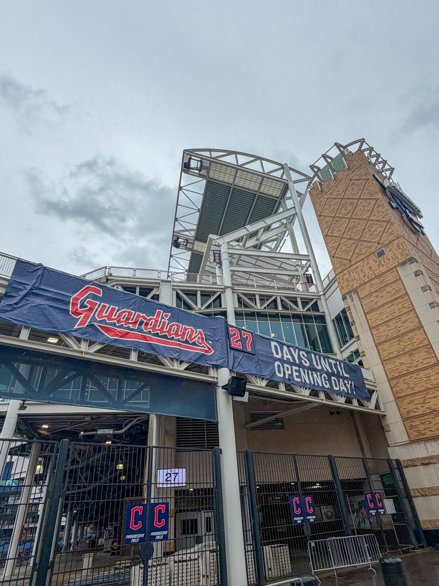 Guardians Hot Dogs tweet media