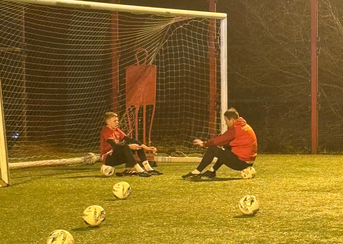 SouthWalesGK1's tweet photo. Listen. Learn. Live the process. Love the journey ❤️⚽🙌 https://t.co/vFImDJJ9Pp