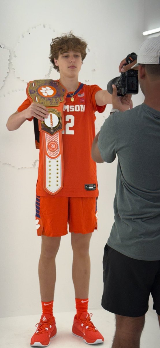 OTP Basketball tweet media