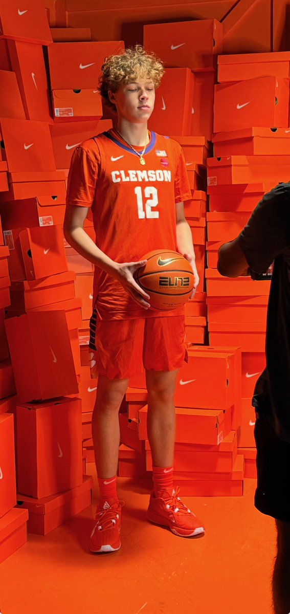 OTP Basketball tweet media