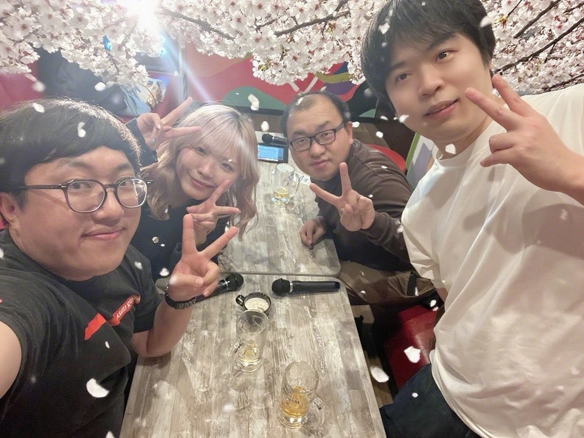 space_starter's tweet photo. 時間が経っていても、趣味が変わっていても、会えばすぐに楽しめる仲間がいることって本当にすごく尊い😌会いに来てくれてありがとう😌✨またみんなで美味しくお酒が飲めますように😌🌸またみんなで演奏できますように😌🎶🎼 https://t.co/Kx4KCvX7Wo