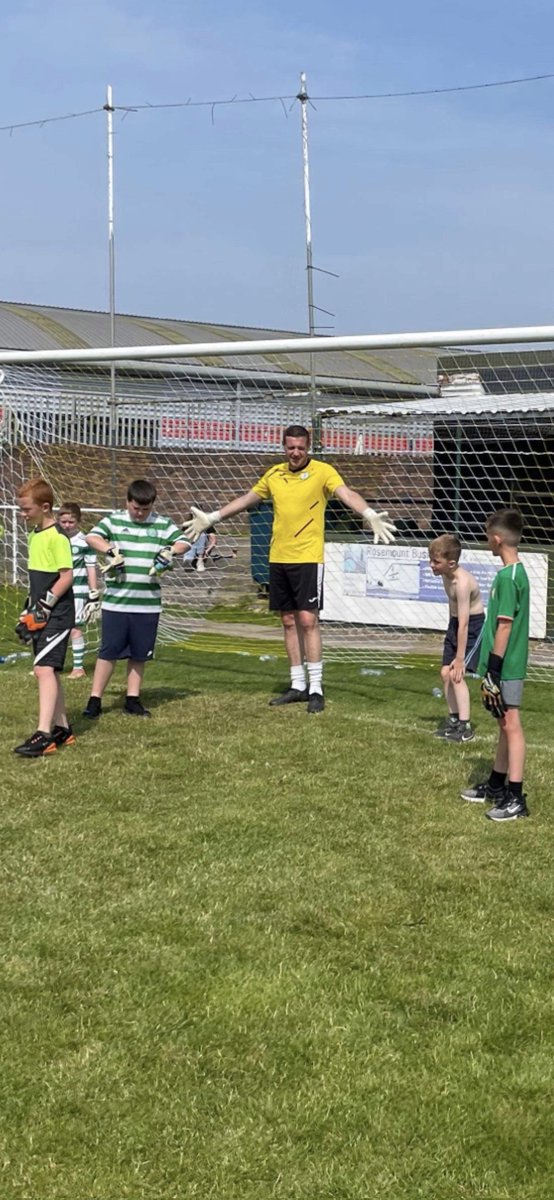 reidster82's tweet photo. Guess who's back, Starky's back...The save at 1 all was crucial in getting the all the points. Here's a few of the big man, Connors first Candy hero

An absolute credit to the club https://t.co/L5xAZWUoXI