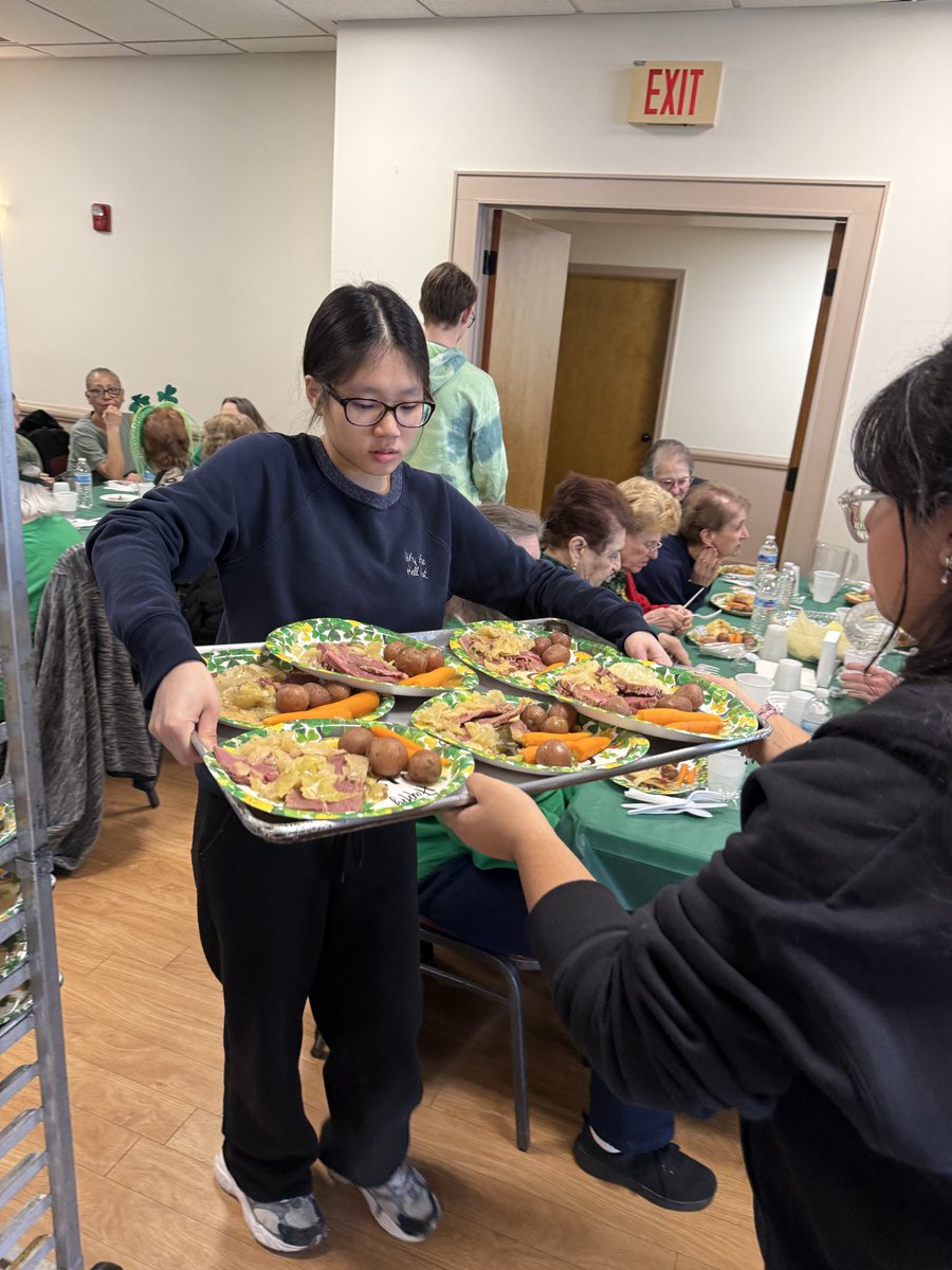 WHS Peer Pride tweet media