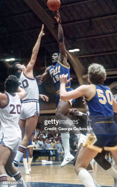 PittsburghHOF's tweet photo. Probably an unpopular opinion—college basketball players shouldn’t wear any digit higher than 5.  Photo by the great George Gojkovich.  #LetsGoPitt https://t.co/X8L8beI6AP