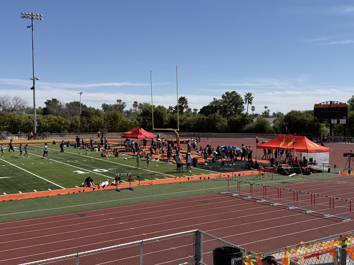 AaronFrana's tweet photo. Perfect day for the Aztec Invite! #Aztecs https://t.co/pOeRYQCunN