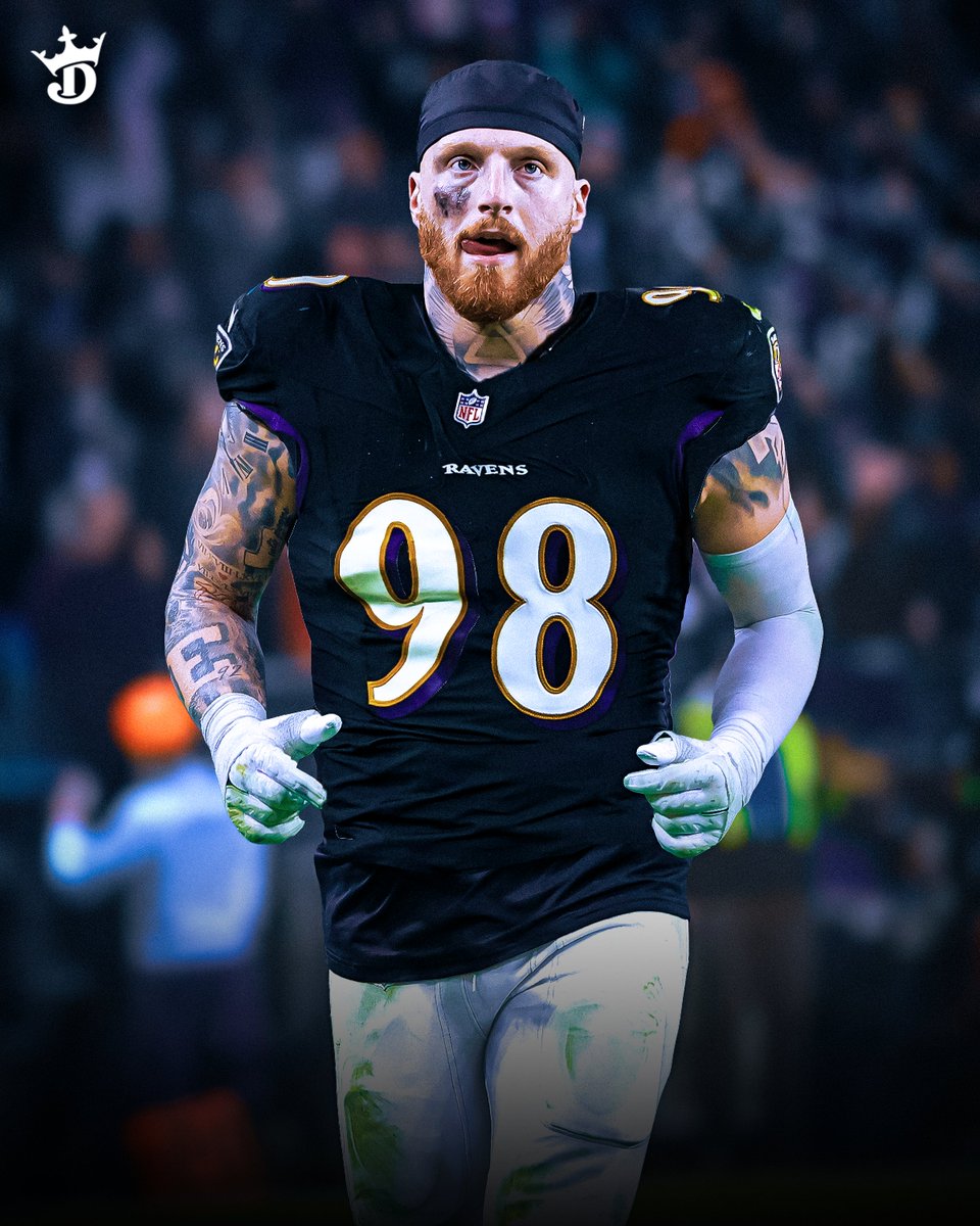DraftKings's tweet photo. "I'm going to give everything in my heart and soul to bring a championship to Baltimore" 🐦‍⬛

Maxx Crosby is FIRED UP to be a Raven 🔥

(h/t @CrosbyMaxx) https://t.co/yNasPAQmwI