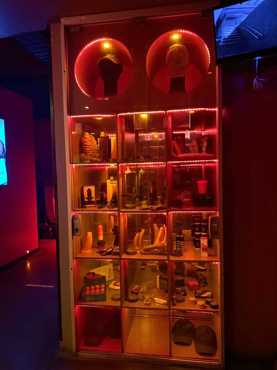 Hotel Chilli tweet media