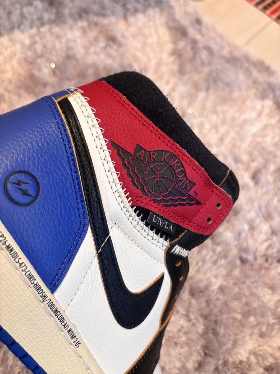 よし履くぞー
UNION  fragment!

質感が大人には愛してやまない