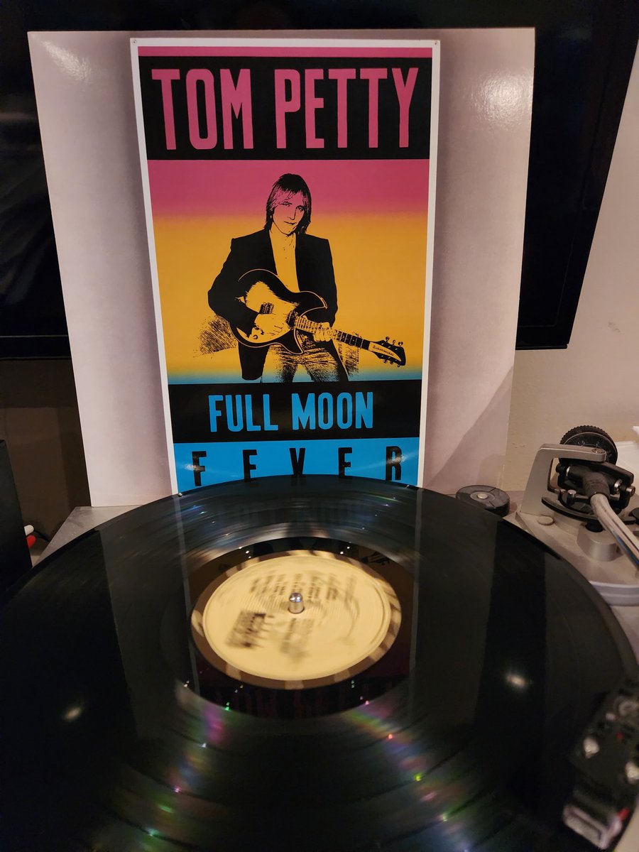 SpinVinyl1's tweet image. Full Moon Fever is one of my favorite albums ever. 100% pure Tom Petty magic! From the huge hits like Free Fallin' and Running Down A Dream to The Byrds cover and Zombie Zoo, every song is great.
#TomPetty #FullMoonFever #vinylrecords