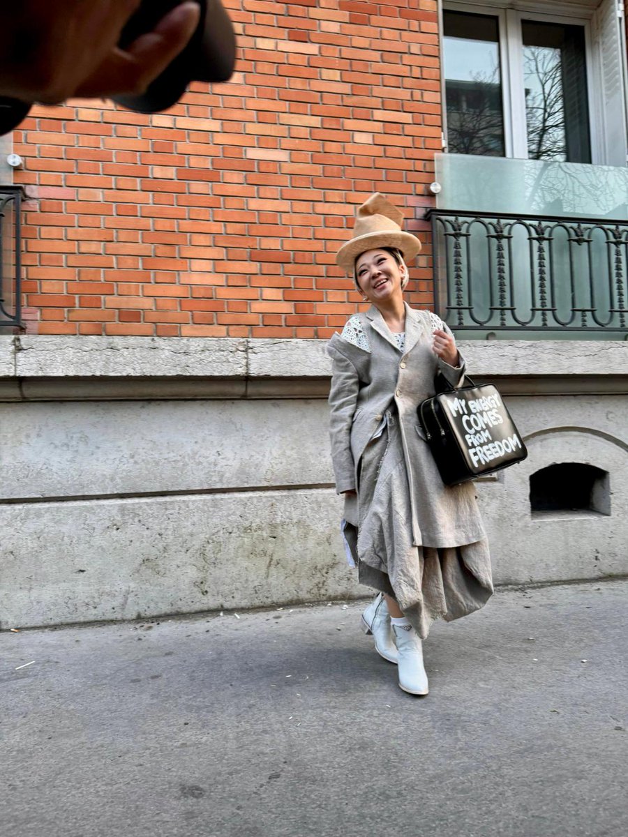 FASHIONSNAP tweet media