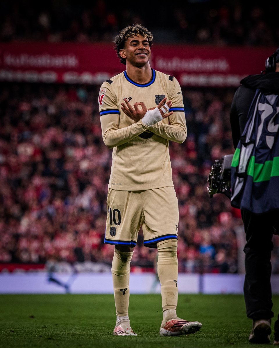 Un Yamal « messiesque » qui vient doucher tout un stade, c’est tout simplement magique ! Les Catalans prennent l’avantage au score grâce à son éclat de génie, et une fois de plus il confirme qu’il est déjà capable de marquer les grands rendez-vous de son empreinte. 

Il vient