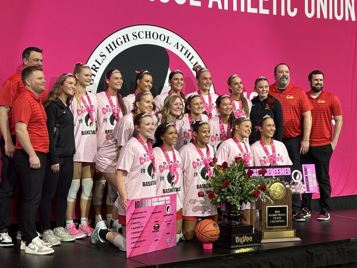 DWarringtonTV's tweet photo. From the five seed to the last team standing. For the first time in school history, Carlisle are girls basketball state champions.
@SoundOFF13 https://t.co/20ljcim22y