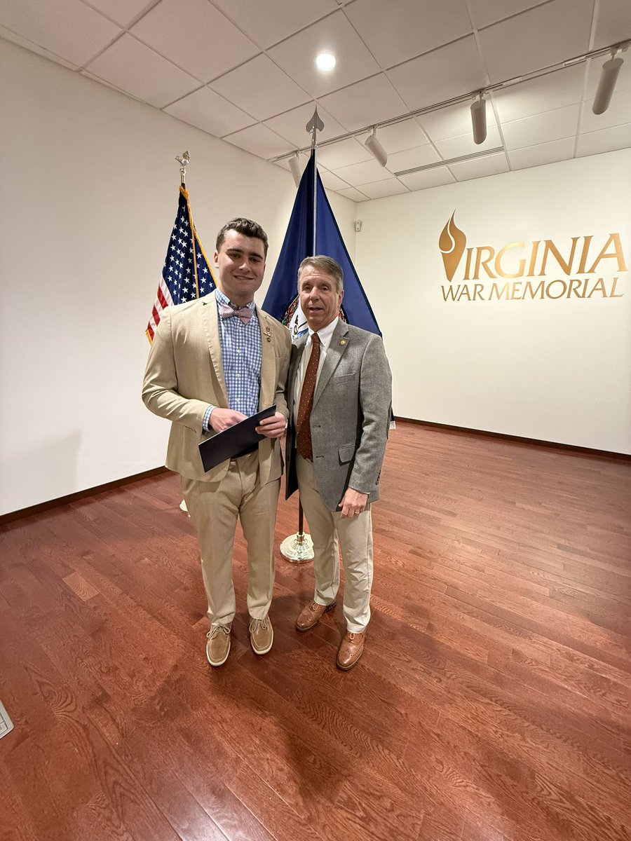 2endthestigma's tweet photo. “There are no secrets to success. It is the result of preparation, hard work, and learning from failure," ~General Colin Powell. Our sweet, @CarterCichowicz was recognized today for his Presidential Nomination AND Congressional Nomination @RobWittman for the United States Naval Academy  🌟 I know Carter has some big decisions to make, but as I always tell him, “no matter what path you choose, you will be successful due to your hard work, dedication and HUGE HEART…life will throw you some curveballs and it may not always go the way you think but you will find your way” 🙌 We are always so proud of the young man he has become and grateful to the many friends and family members rooting for him always 💙 #BigChick #proudmom #keepgrinding 

 @CoachMcCannJSG @CoachRocco @coachjfranklin @CoachPryVT @coachbrentdavis @jcprice59 @kenoxendine @HokiesFB @CoachTHowle @CoachTroyTaylor @FUMAPGFootball @_markshuman @ArrittFrank @804Varsity  @PrepRedzoneVA @ZachJoachim @JMUFootball @CoachAI @CoachSchor @JacobLaFrance @coachdeskitch @Backendcoach12 @Coach_TElliott @UVAFootball @_CoachNew @DannyPayneNavy @CourtneyWeiner2 @MKellyUSNA @NavyCoachYo @NavyFB @RussHuesman @CoachM_Cummings  @KstillsR @TimoneBrown @Tinkboyd @coach_bnapier @AlabamaFTBL @CoachChadwell @Coach_Ladutko @LibertyFootball @FrayerXOs @CoachWood88 @sixstarfootball @FCSNationRadio1 @NPShowcases @NPCoachZim @HSC__FOOTBALL @Coach_B_Harrell