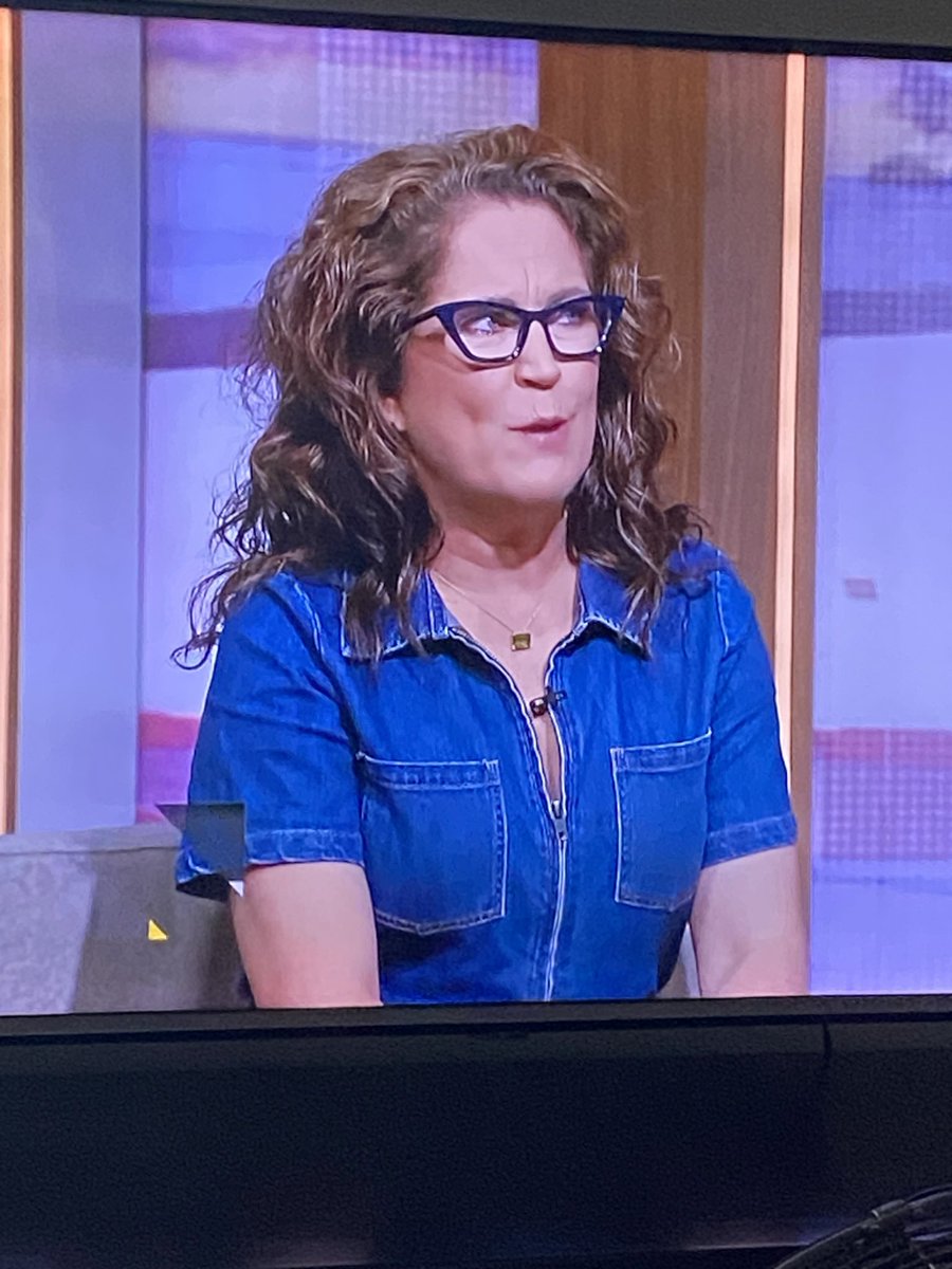 EllaCoo55777104's tweet image. Why Annabelle Crabb ?
Does she know where Iran is ? 
I thought her cooking skills were terrible too.. 
#insiders