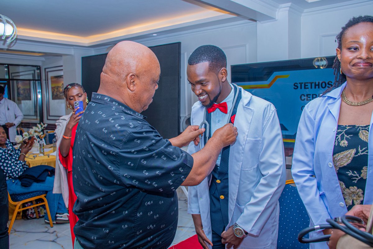 AKUMS- Med Students KU. tweet media