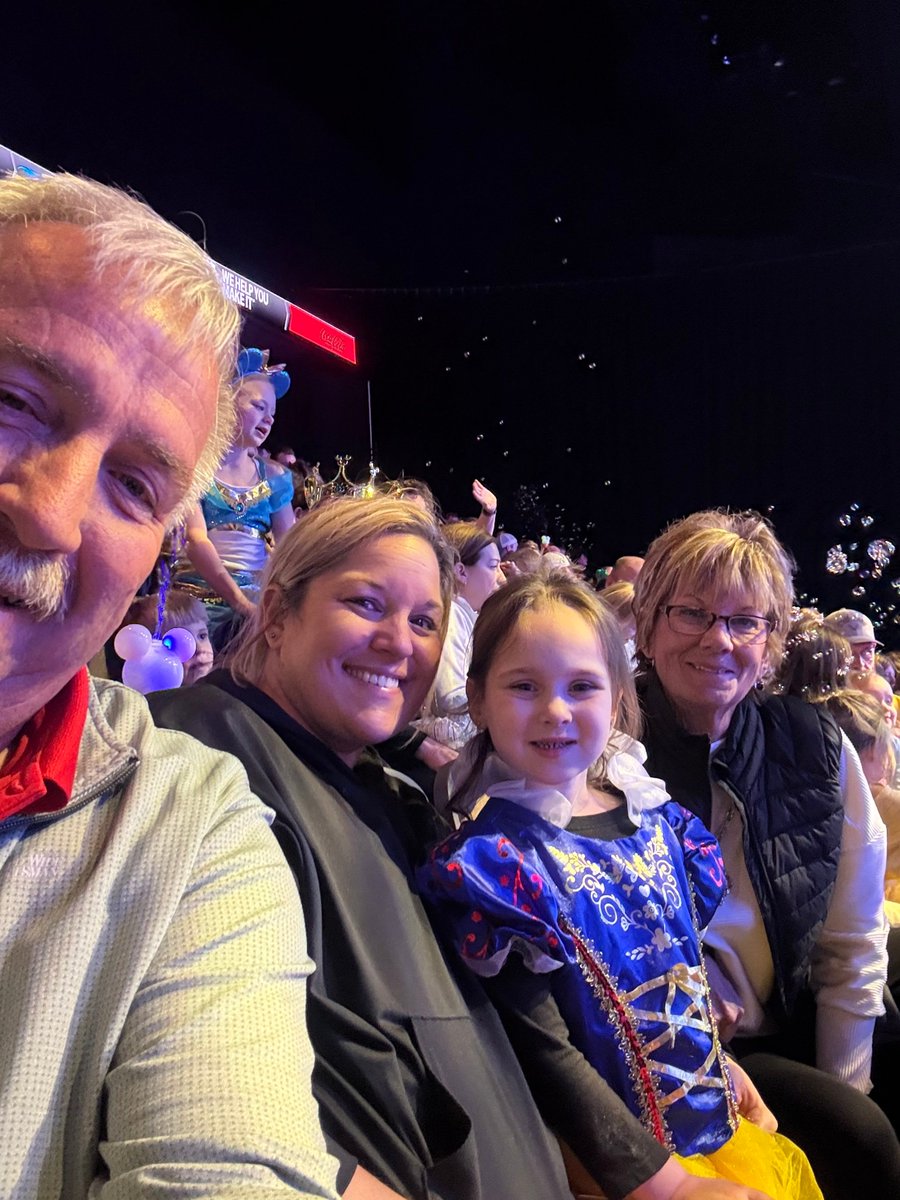 Andy Vrbka tweet media