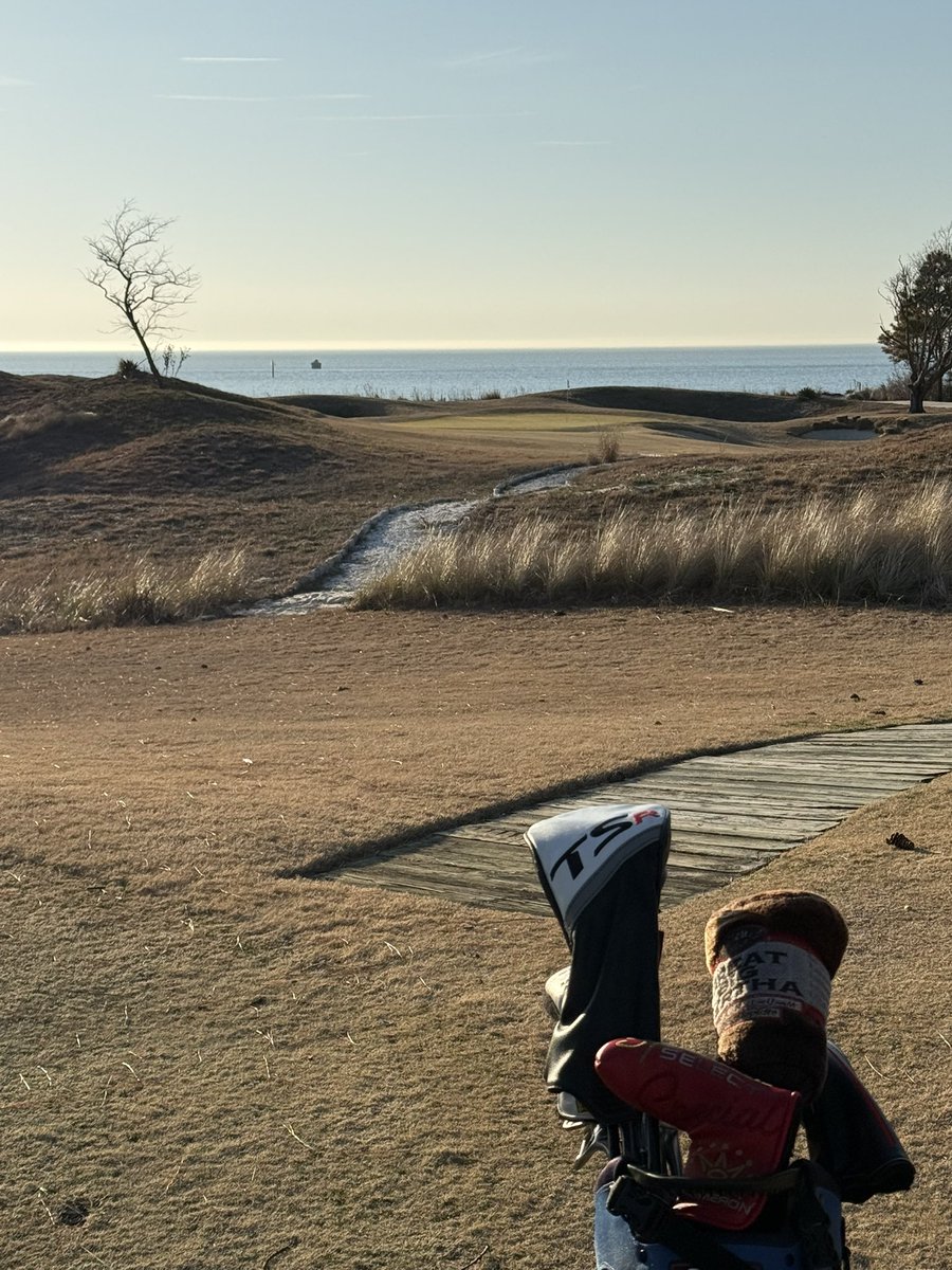 Plisken2112's tweet photo. What a glorious afternoon for some quality control! #esva #baycreek #nicklausdesign #devilsbackbone https://t.co/7UkMiG7uAW
