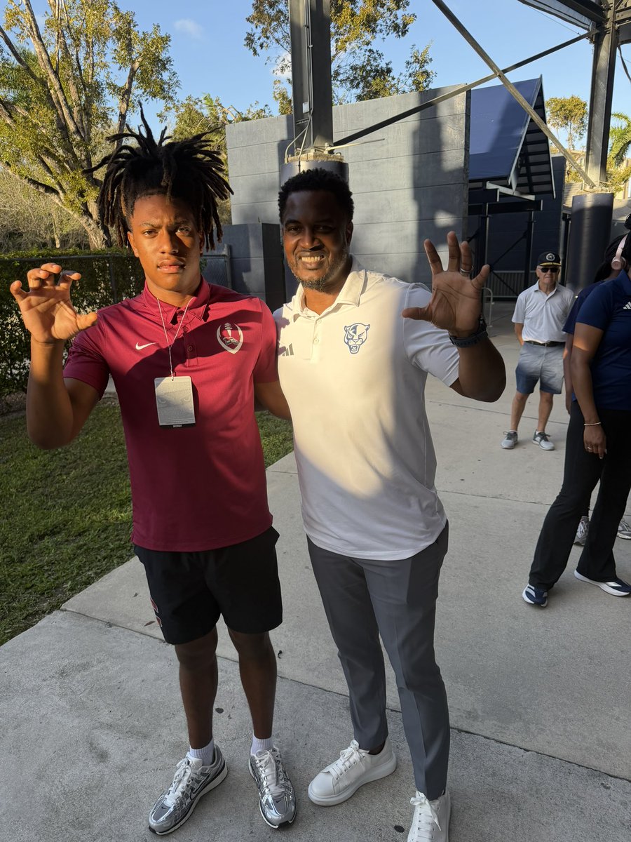 Cyre Blake tweet media