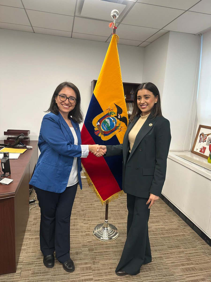 🎓 UTPL tweet media