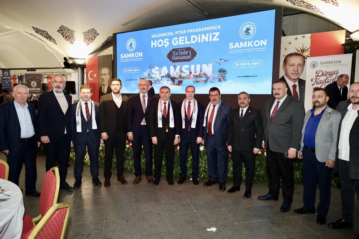 mustafacavusmhp's tweet photo. İstanbul’da, #SAMKON (Samsun Sivil Toplum Kuruluşları Konfederasyonu) tarafından düzenlenen iftar programında kıymetli hemşehrilerimizle bir araya geldik.

Ramazan’ın bereketini,kardeşliğini ve hemşehrilik hukukunu aynı sofrada paylaşmanın huzurunu yaşadık. Birliğimizi ve beraberliğimizi güçlendiren bu özel buluşmayı sağlayan konfederasyon başkanımız Sn. Hasan Kaya Aşçı ve kıymetli ekibine yürekten tebrik ve teşekkür ediyorum.

Rabbim bu mübarek ayda yapılan ibadetleri ve edilen duaları kabul eylesin 🇹🇷