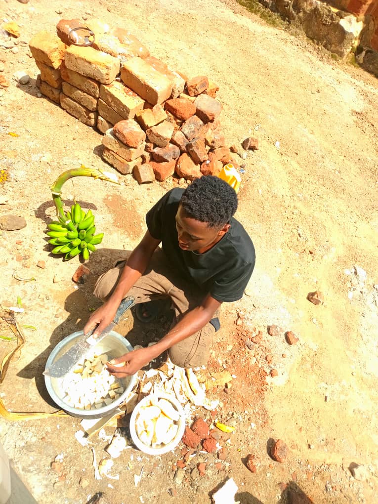 PeterTOmwojjo's tweet photo. Its #WomensDay2026 lets help those women on the chores https://t.co/0Xn9TxI1HP
