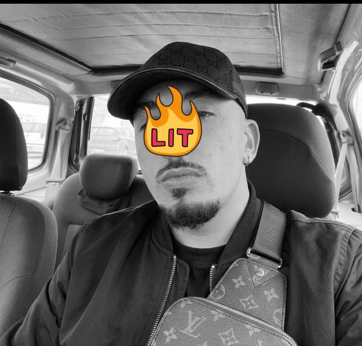 A breve a Milano 

Voglio spaccare la faccia a qualcuno 😡

#Findom #Moneyslave #Paypig