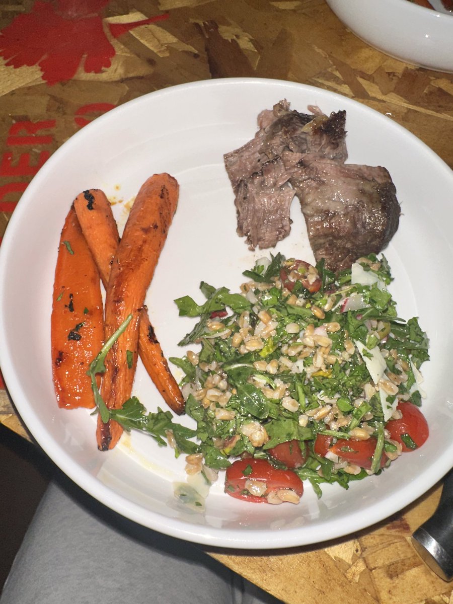 Meg Corren 🌸 tweet media