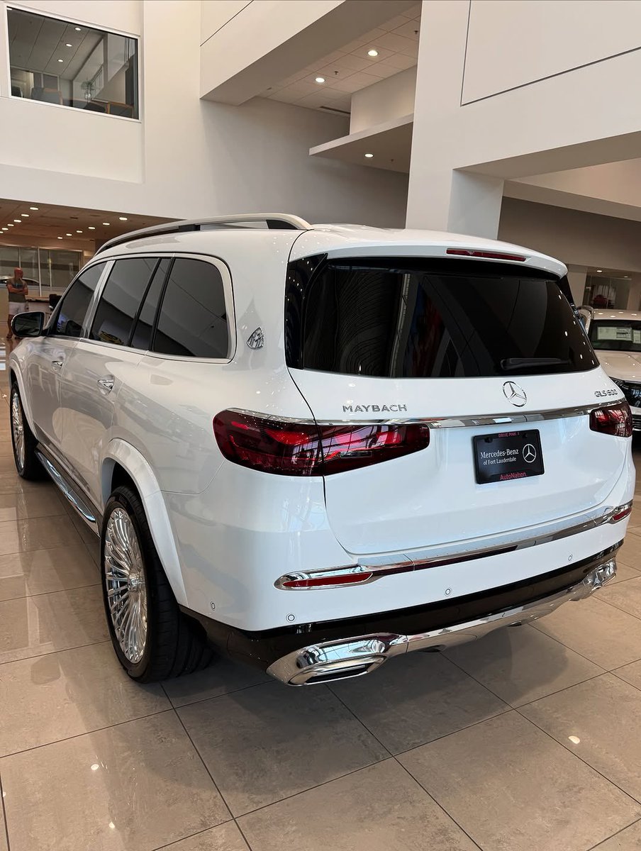 John J. Edwards III tweet media