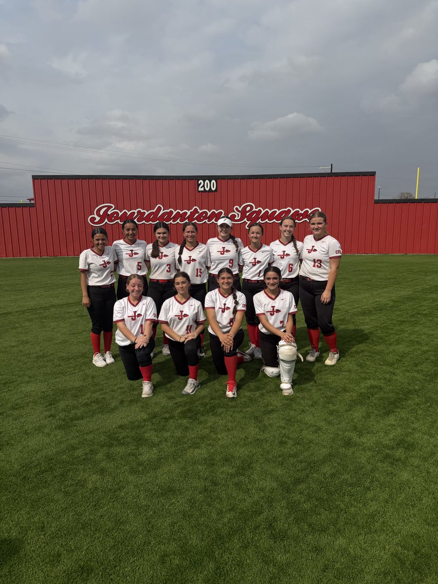 Jourdanton Squaws Softball tweet media
