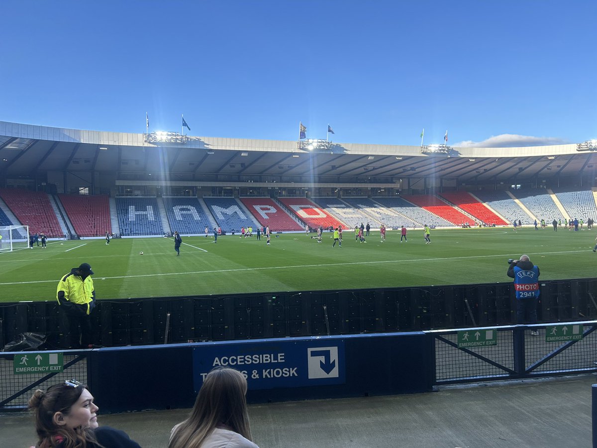 Billy Currie tweet media