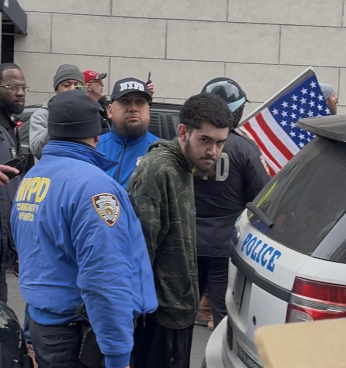 Surge_Philly's tweet photo. 🚨Insane: Man throws what appears to be a homemade bomb into crowd at “Americans Against Islamification” protest in New York City. https://t.co/Hfpfwzklx2