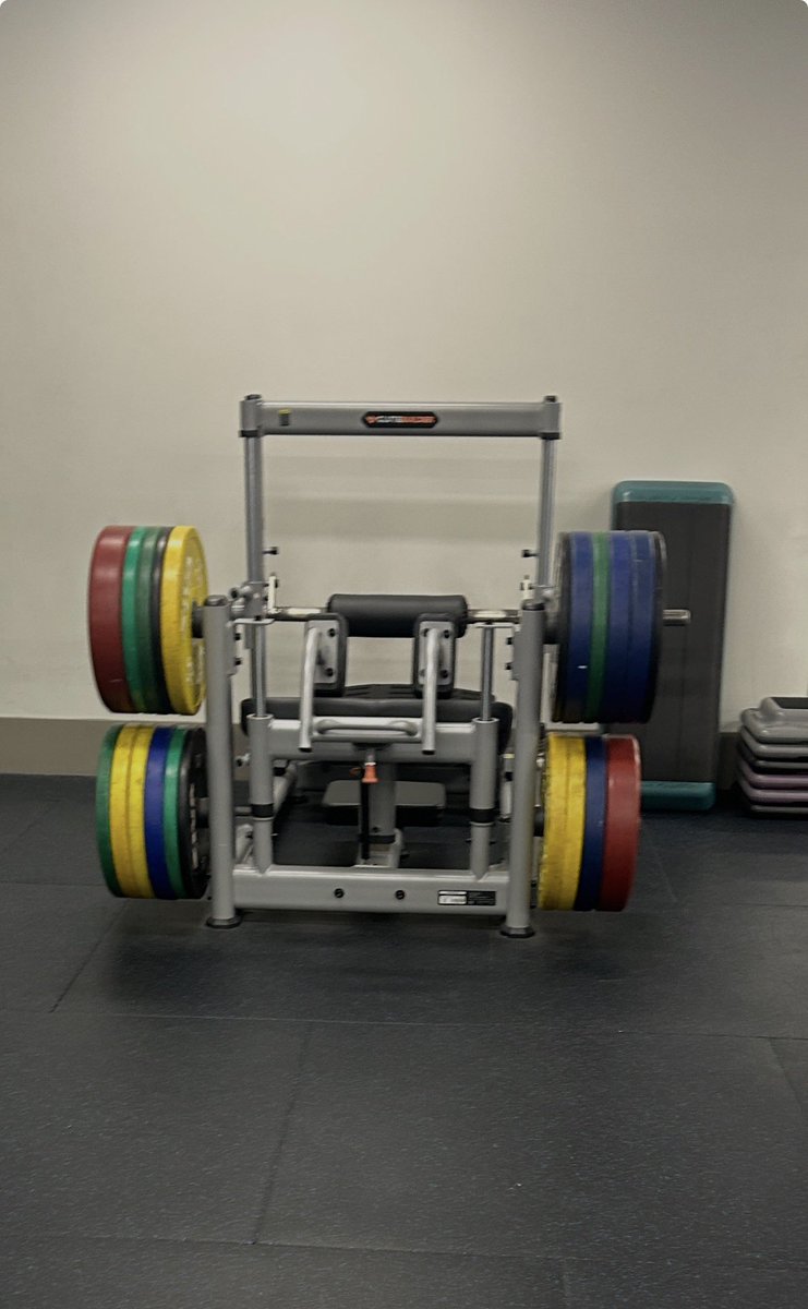 What in the absolute fuck! Would love to see some peoples cutlery draws 🤦‍♂️