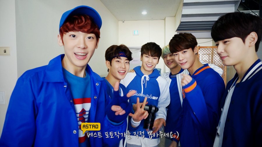 log_MOONBIN's tweet photo. 160308 Tue.

#아스트로 #ASTROPLAY
사진작가 대결 (부제:라작VS달콩VS명작) 
© fantagio Official X

#문빈
#MOONBIN
#MOONBIN_log https://t.co/qRAKudYwE2
