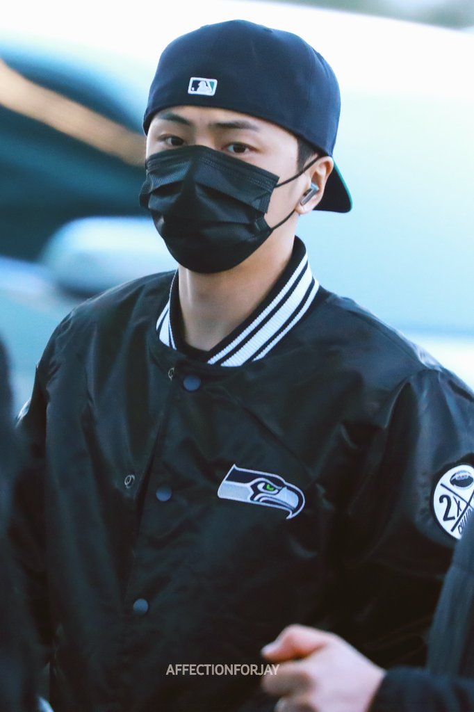 AFFECTIONFORJAY tweet media