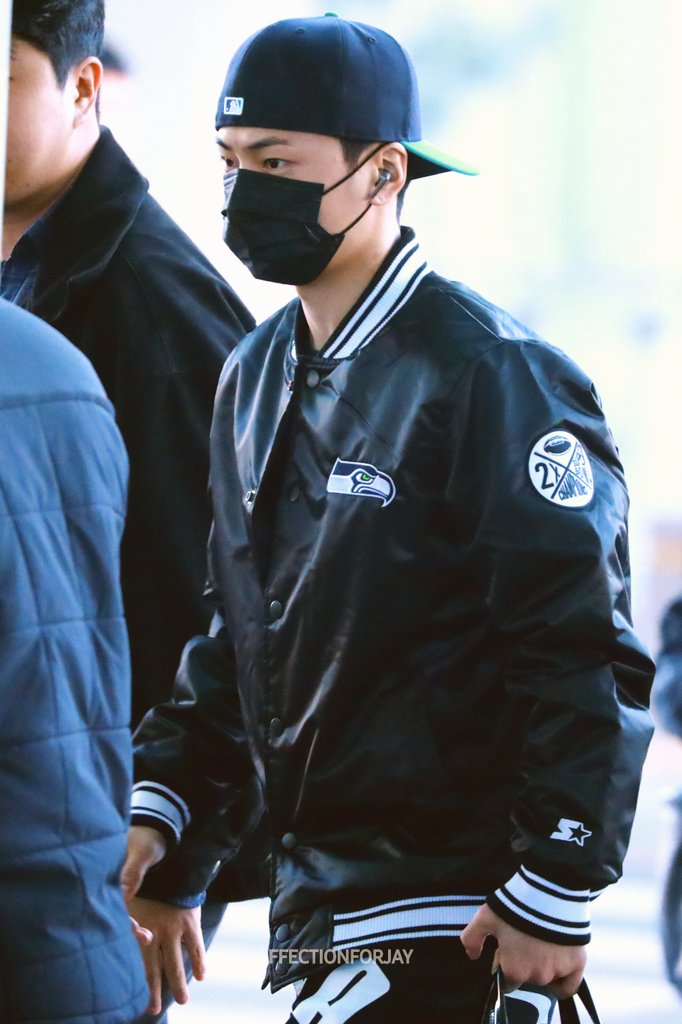 AFFECTIONFORJAY tweet media