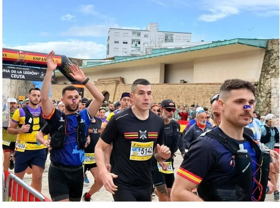 FUTER_ET's tweet photo. El Batallón #Zapadores #Paracaidistas #BZPAC_VI logra cuatro primeros puestos, en clasificación general y militar, en la #CunadelaLegión de #Ceuta. Victoria por equipos en carrera y triunfo individual en MTB.
#OrgulloIngenieroZapador
#BrigadaParacaidista
#SomostuEjercito https://t.co/OtIVmb1AsO