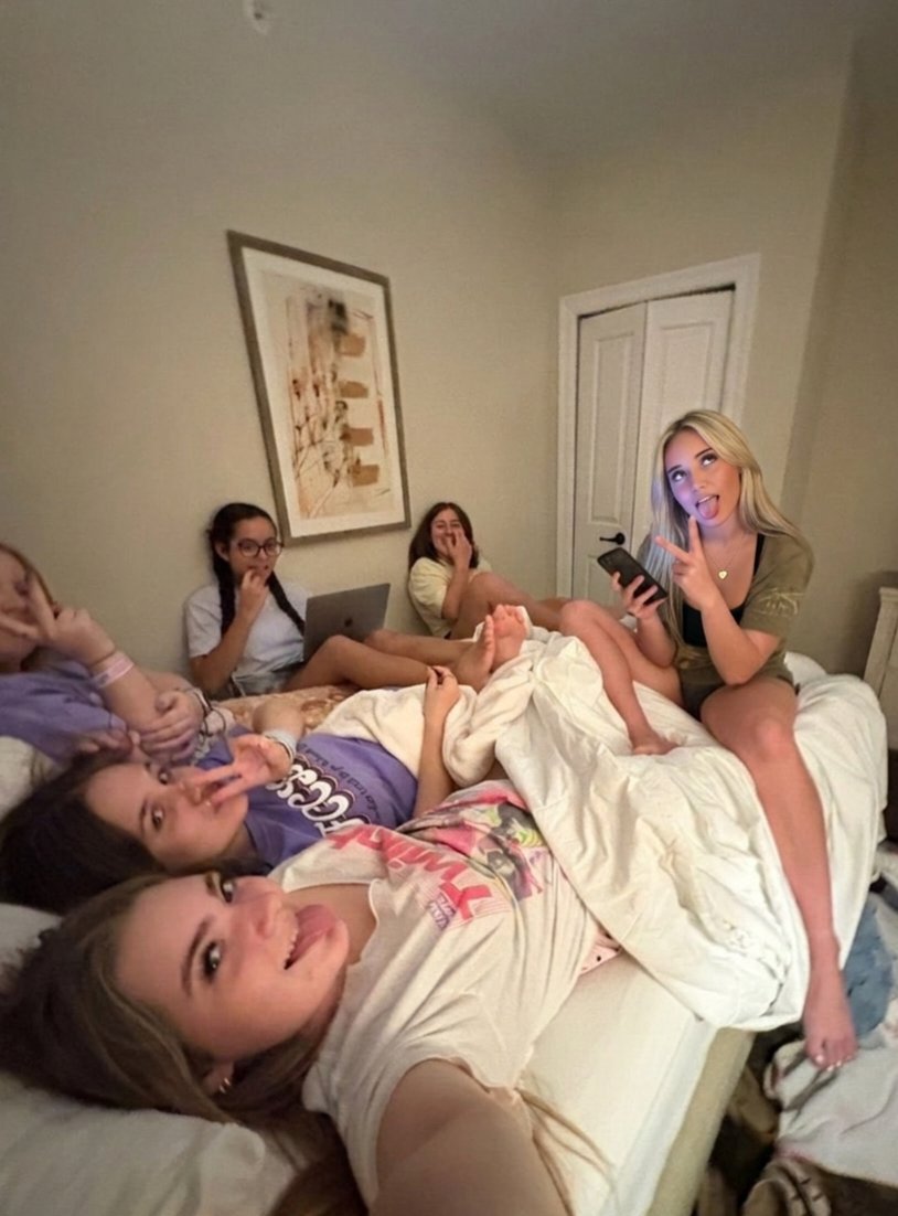 amyywith2ys's tweet photo. SLEEPOVER CHALLENGE:
MUST RATE 50 DICCKKKKSSSS
#dickrate #grouprate #bbc #teen #collegeteens #college https://t.co/woJjtjsKBR