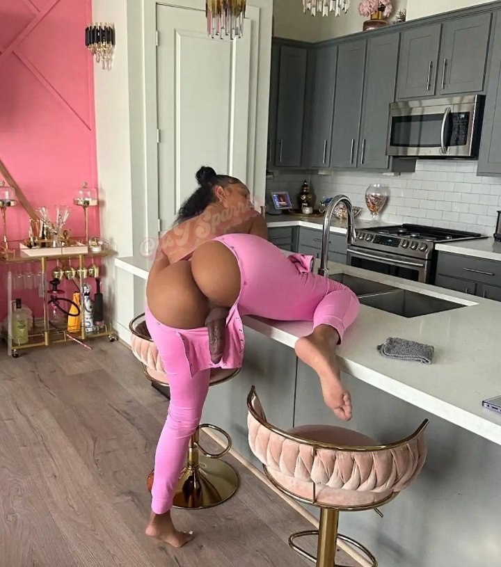 AwardTSparris's tweet photo. Little do you know about my cock 🍆💦 https://t.co/PcKD7216Qq