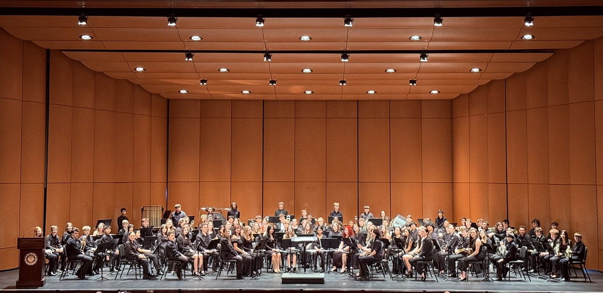 BGJHSBands's tweet photo. We have really enjoyed the 2026 KMEA Middle School All-State Band in Richmond, KY!! Our students worked hard for this accomplishment and we couldn’t be prouder! 💜💛 https://t.co/FpH7PhiyvP
