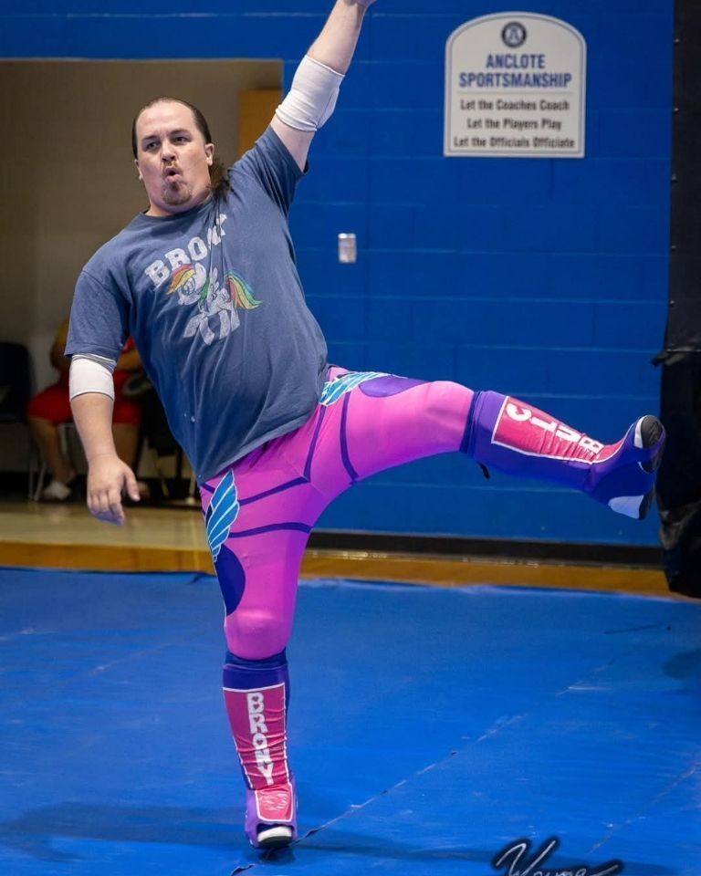 TheEricksonSeth's tweet photo. This May 2nd Ocala Florida UFW Welcomes Your Indy Brony back to the ring!!! Get your tickets early!!! 
Buy before March 15 for the best price!!!!

Use code:IndyBrony 

https://t.co/cRWsIF53wN https://t.co/hQNdH7qoUx