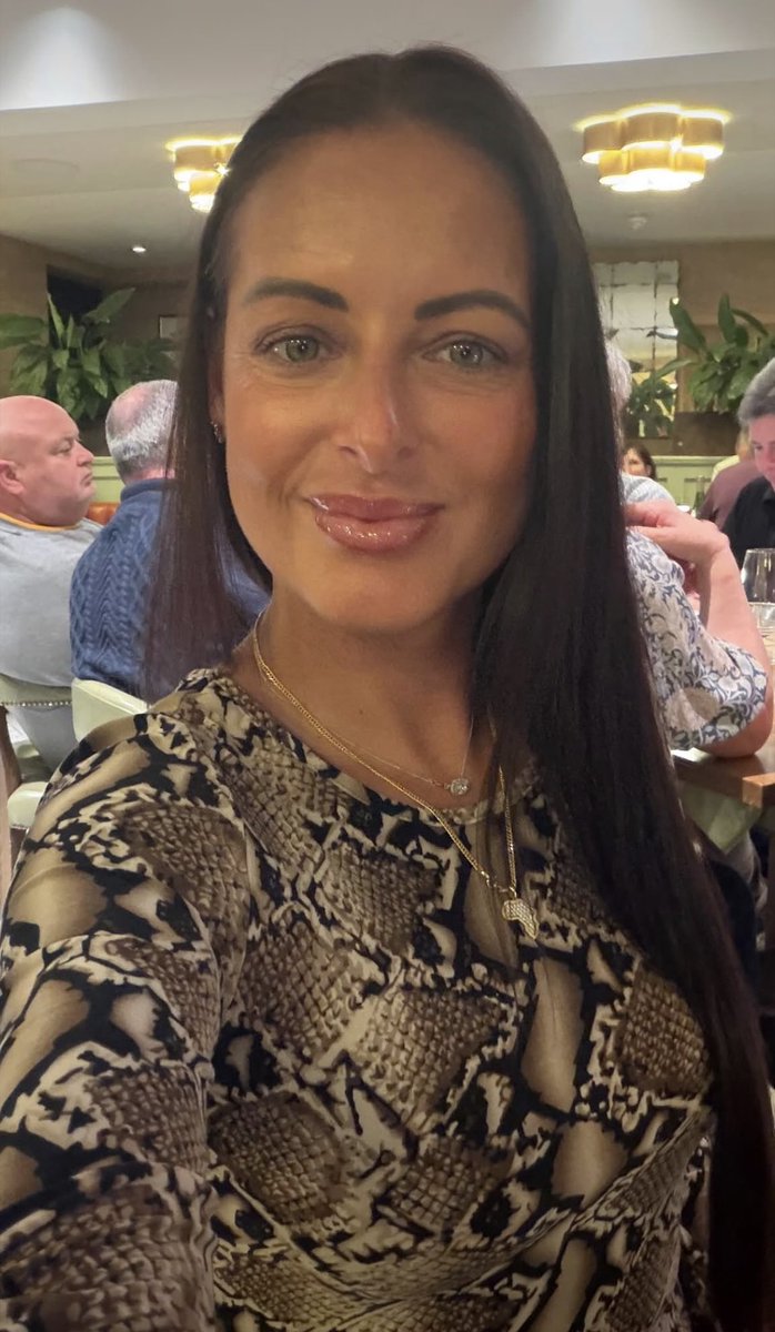 Amy Barton tweet media