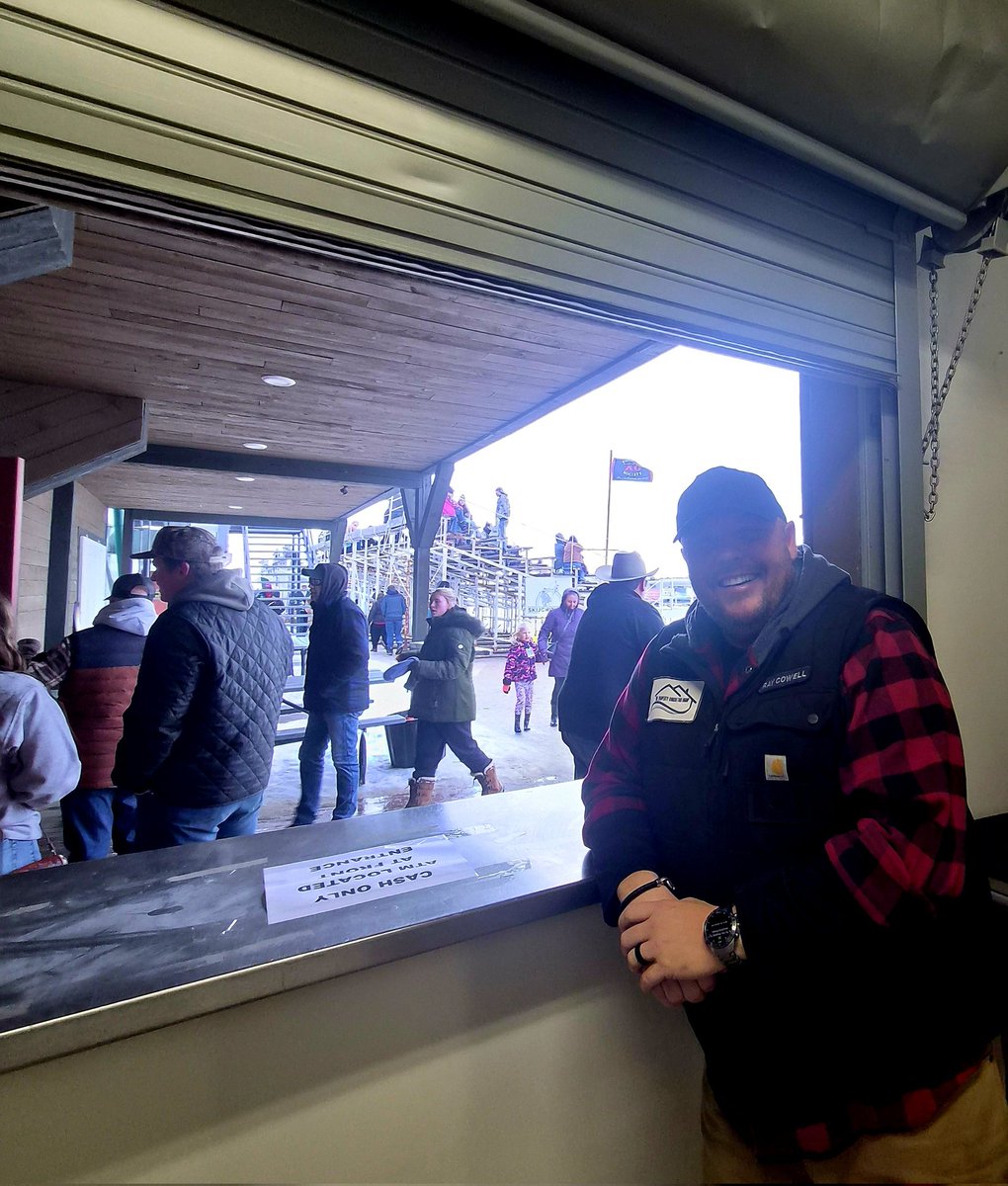 RaymondCowell tweet media