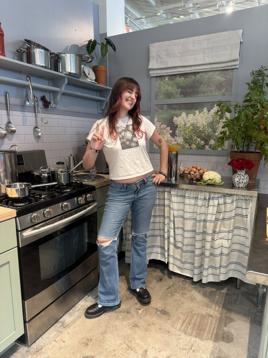 HALEY! ⋆.˚✮ tweet media