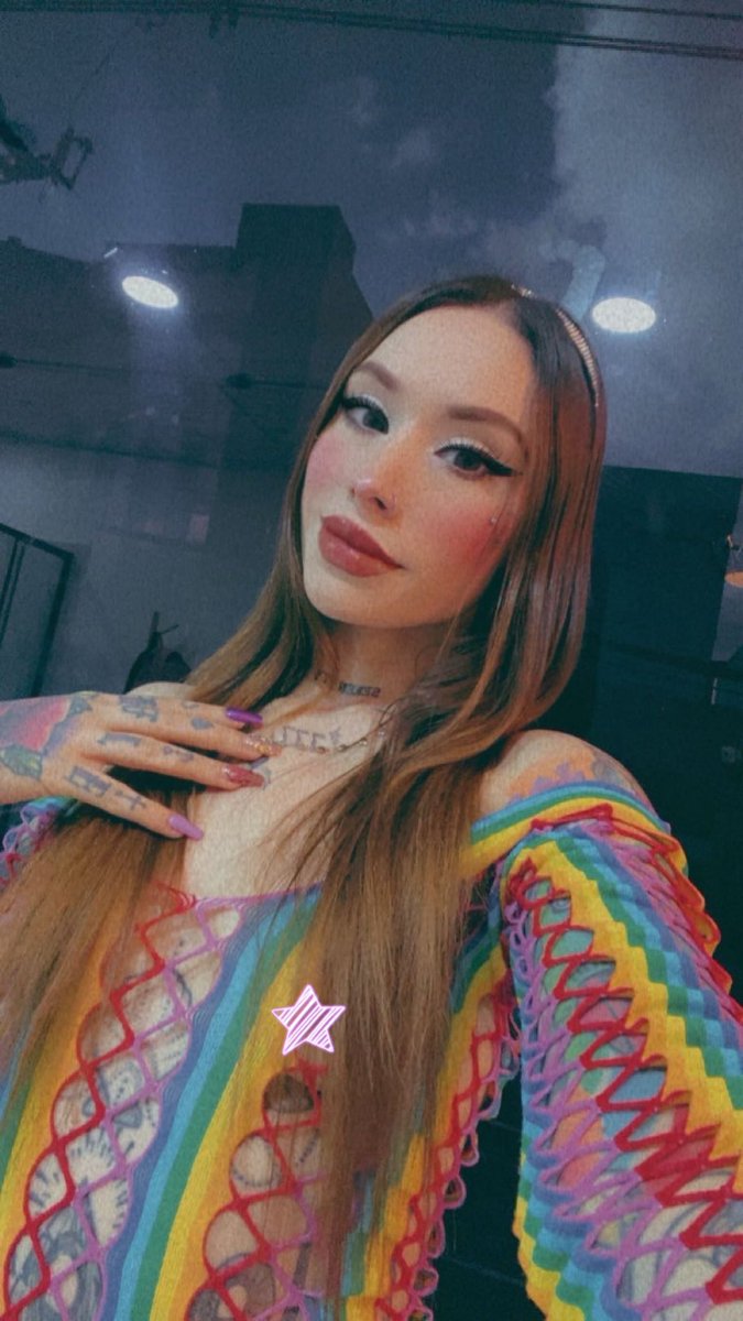 🍒𝑨𝒏𝒅𝒓𝒆𝒊𝒕𝒂🍒 tweet media