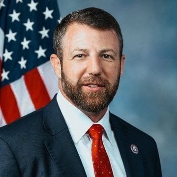 🚨BREAKING: Markwayne Mullin says he’s ready to ram the SAVE America Act through with a talking filibuster. Fifty votes plus JD Vance and it’s done. No more hiding behind process. If you believe only citizens should vote, prove it. Lock it in. Pass the SAVE Act and secure the