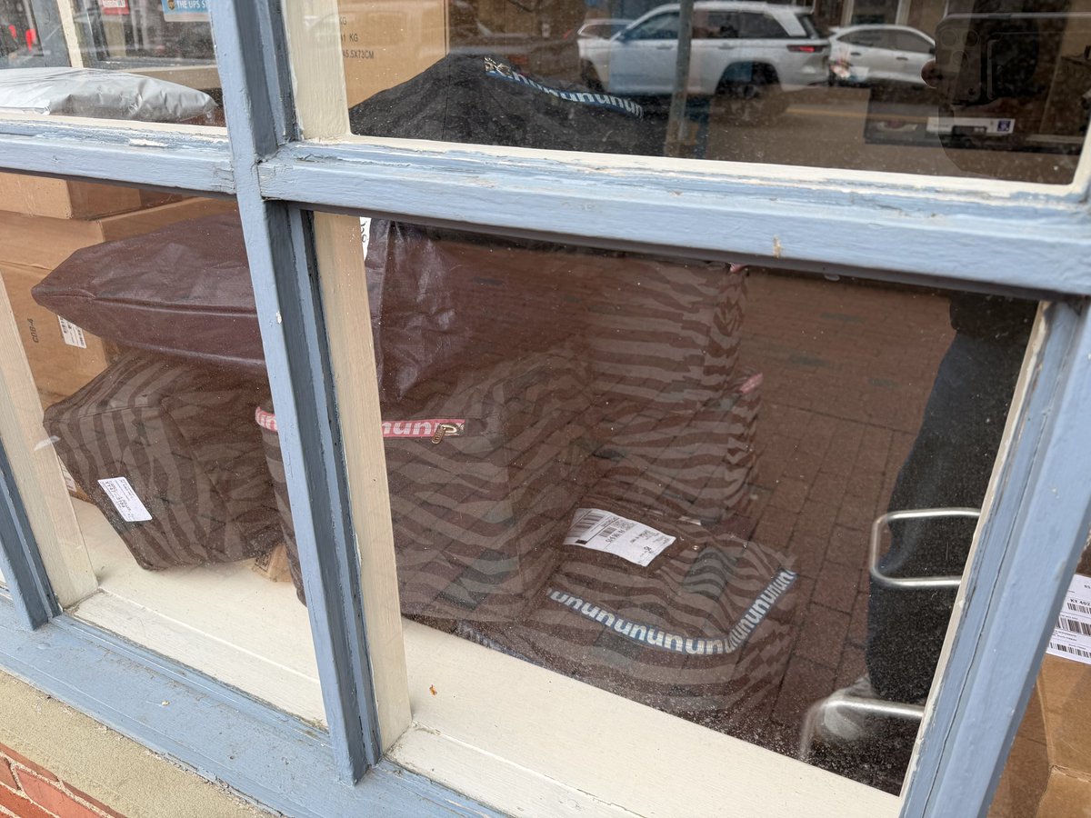 Ted Mann tweet media